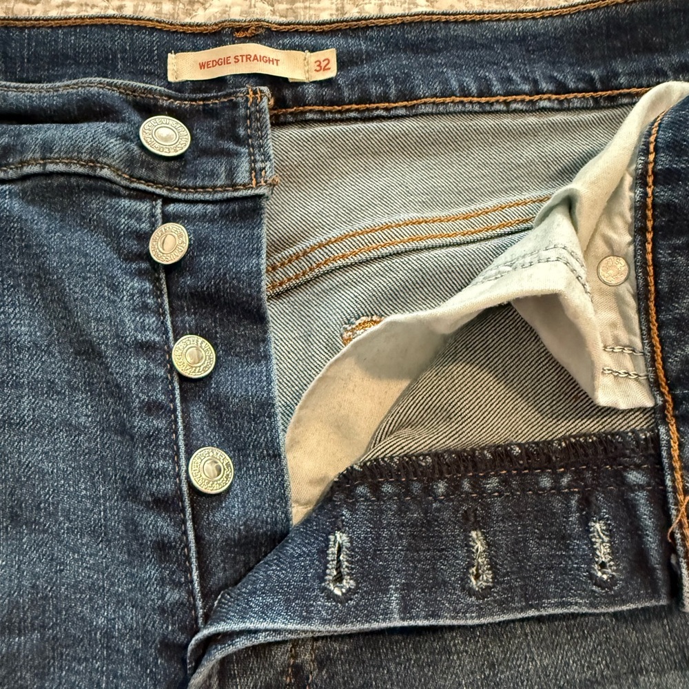 Levi’s wedgie straight ankle jeans - Picture 6 of 7